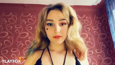 Magica specula virtualis re vera mihi concumbere cum Harley Quinn . dedit